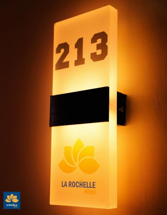 La Rochelle Hotel Yaounde Exterior photo