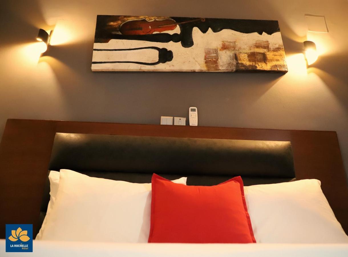 La Rochelle Hotel Yaounde Exterior photo